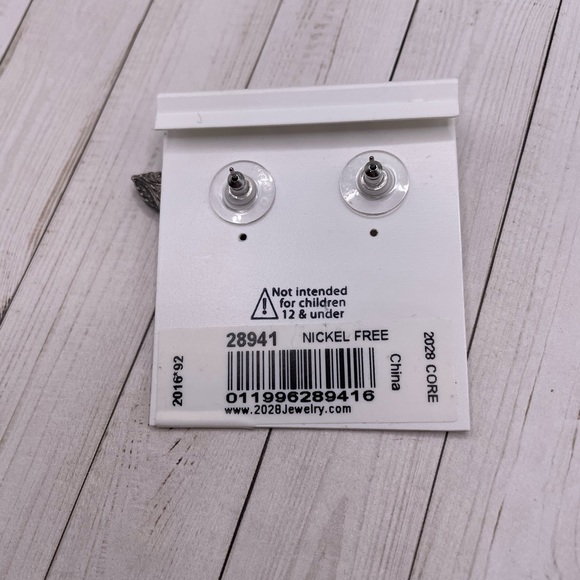 NWT 1928 Deep Blue Drop Earrings - Picture 6 of 7